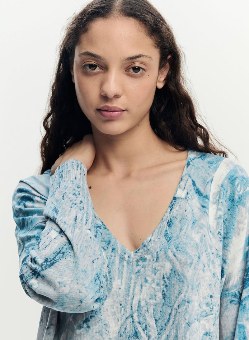 DESIGUAL Fine Knit Sweater With Abstract Print In Blue Tones It Features A V-Neck - Image 3