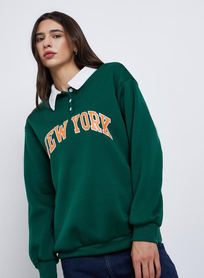 تايك تو سويت شيرت بياقة بولو بطبعة نيويورك - Image 3