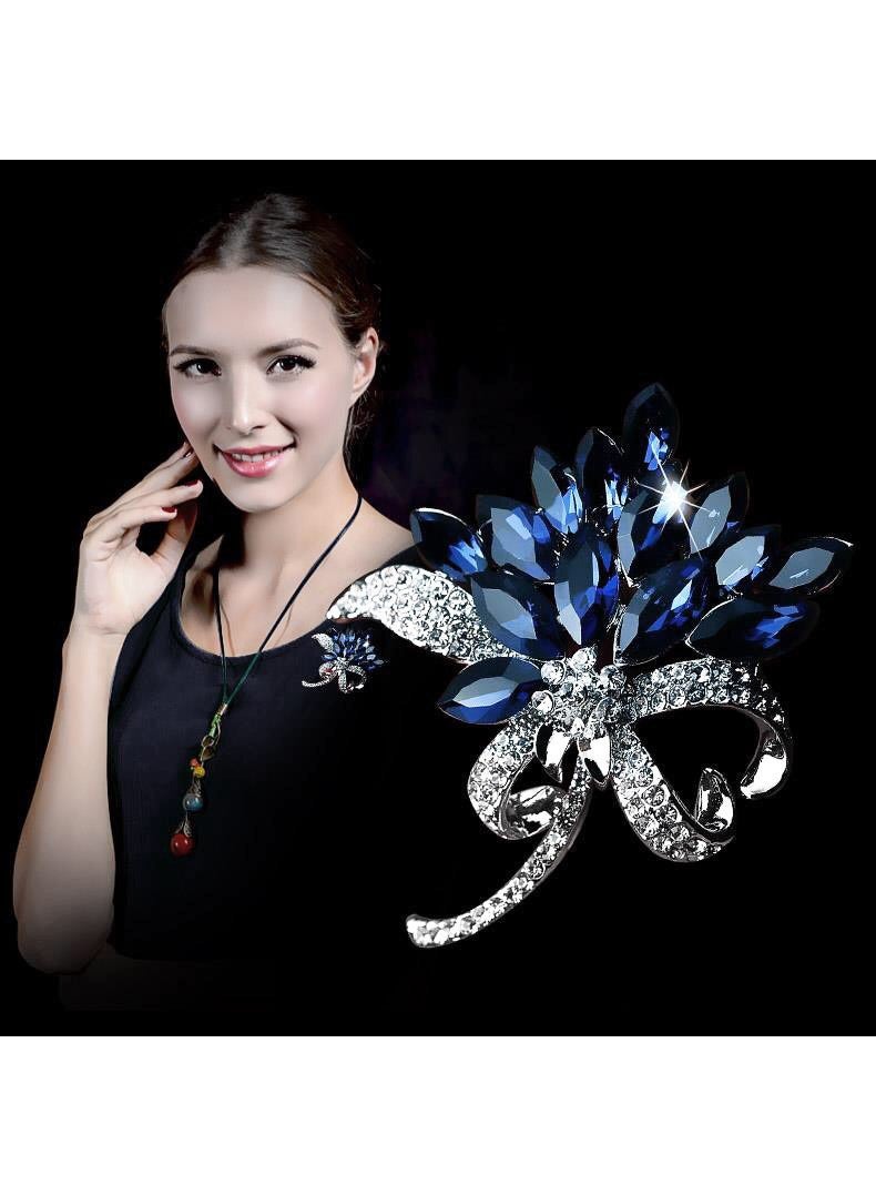 Light luxury baroque crystal brooch, high-end silk scarf buckle - Image 2