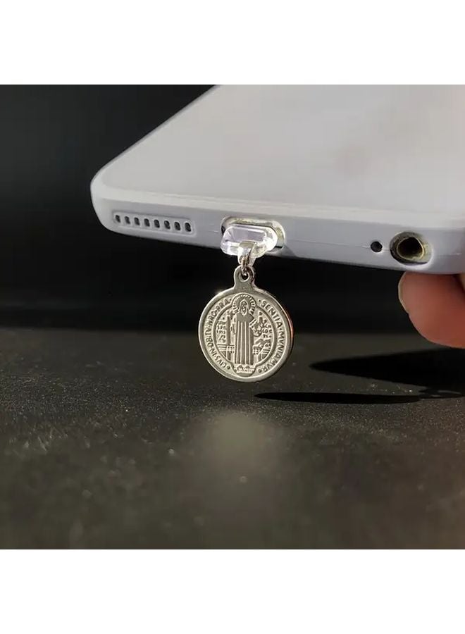 سِتُوب غبار الهاتف من ميدالية القديس بنديكتوس العتيقة مع سِير للهواتف ذات منفذ Type-C - Image 2