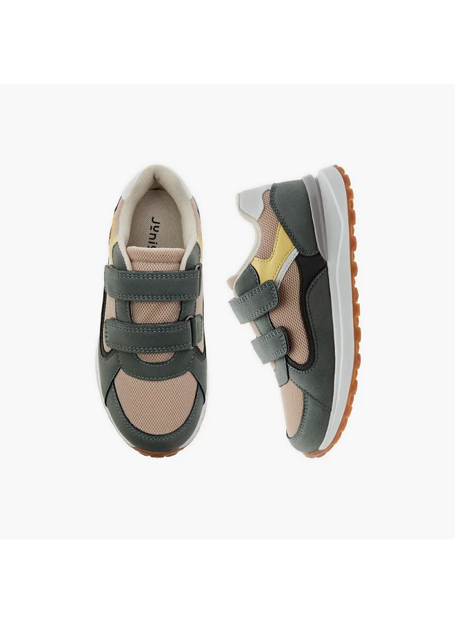 جونيورز Boys Panelled Sneakers with Hook and Loop Closure