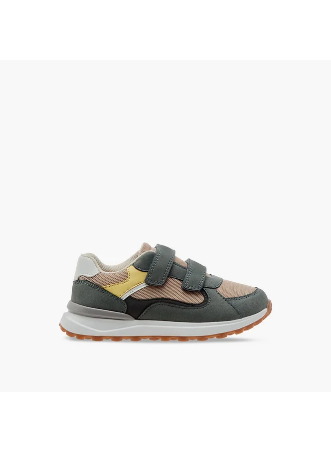 JUNIORS Boys Panelled Sneakers with Hook and Loop Closure