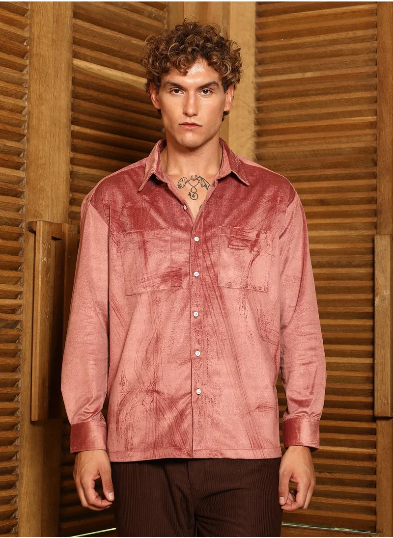 كامبوس سوترا Campus Sutra Men's Coral Pink Corroded Utility Shacket For Casual Wear | Spread Collar | Long Cuffed Sleeves | Button Closure | Overshirt/Shacket Crafted With Comfort Fit For Everyday Wear