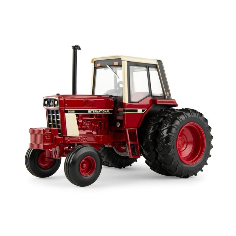 ERTL 132 International Harvester 1086 Wide Front Tractor with Rear Duals 44316 - Image 3