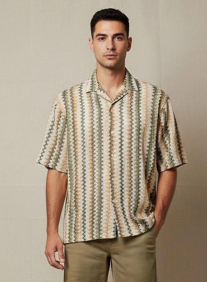 Splash FAV Men Camp Collar Striped Short Sleeves Resort Shirt