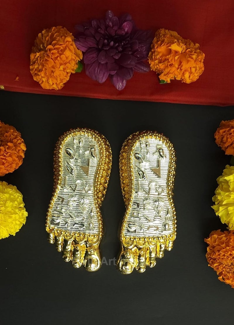Gold Art India تمثال قدمي لاكشمي الذهبي والفضي من الهند شري لاكشمي تشاران بادوكا تمثال باهجيام لاكشمي للأقدام المباركة لمكتب المنزل المعبد مثالي لبويا لاكشمي هدايا تدشين المنزل 3 بوصة - Image 3