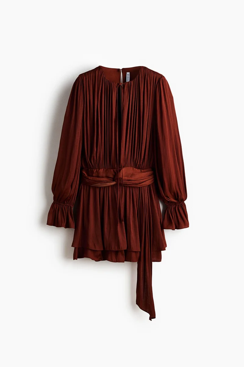 اتش اند ام فستان منسدل مزين بعقدة