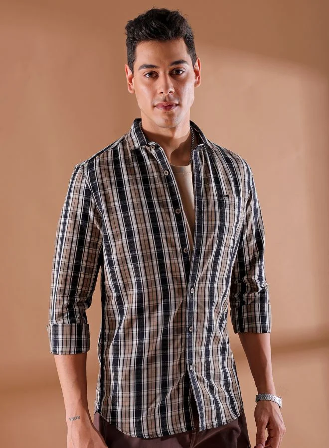 The Indian Garage Co Men Slim Fit Checkered Full Sleeves Cutaway Collar Casual Shirt