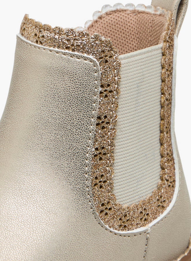 JUNIORS Cutout Detail Ankle Boots with Zip Closure - Image 4