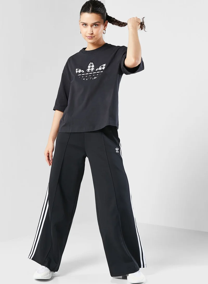 adidas Originals Houndstooth Trefoil Infill T-Shirt
