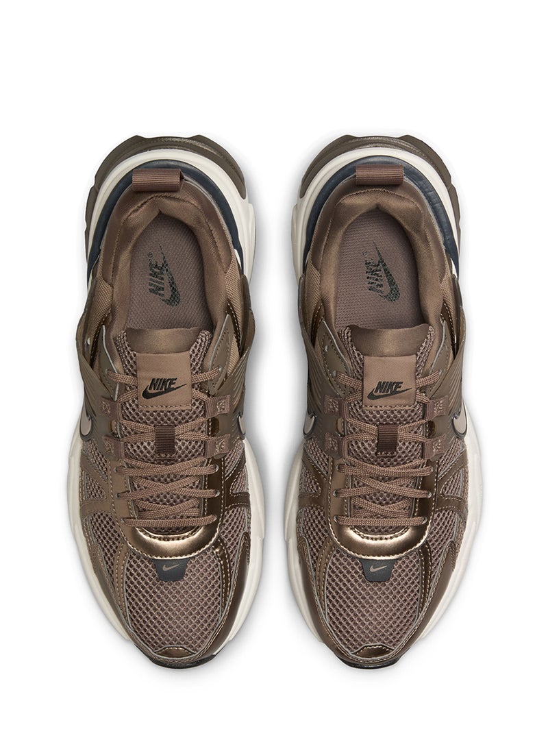 Nike - V2K Run - Image 1