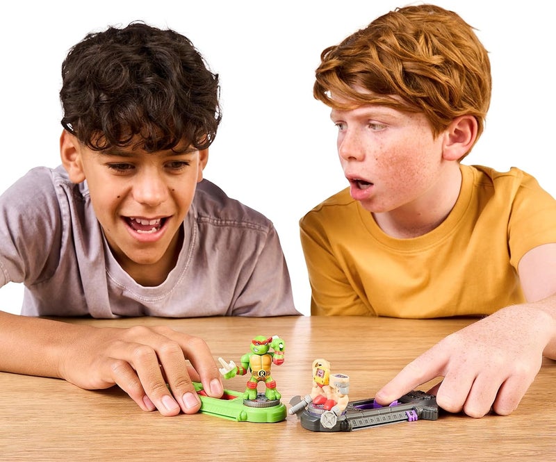 Akedo Legends of Teenage Mutant Ninja Turtles Raphael vs Krang Mini Battling Action Figures - Image 4