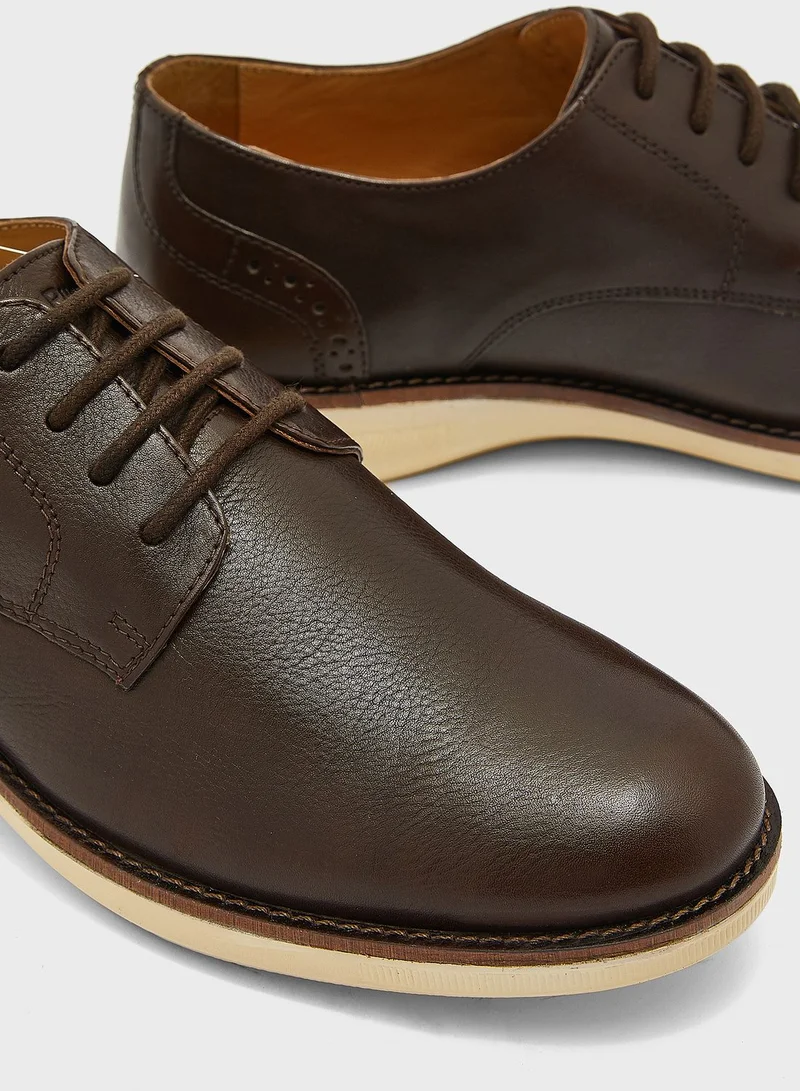 Hush Puppies Delnic Derby Shoe