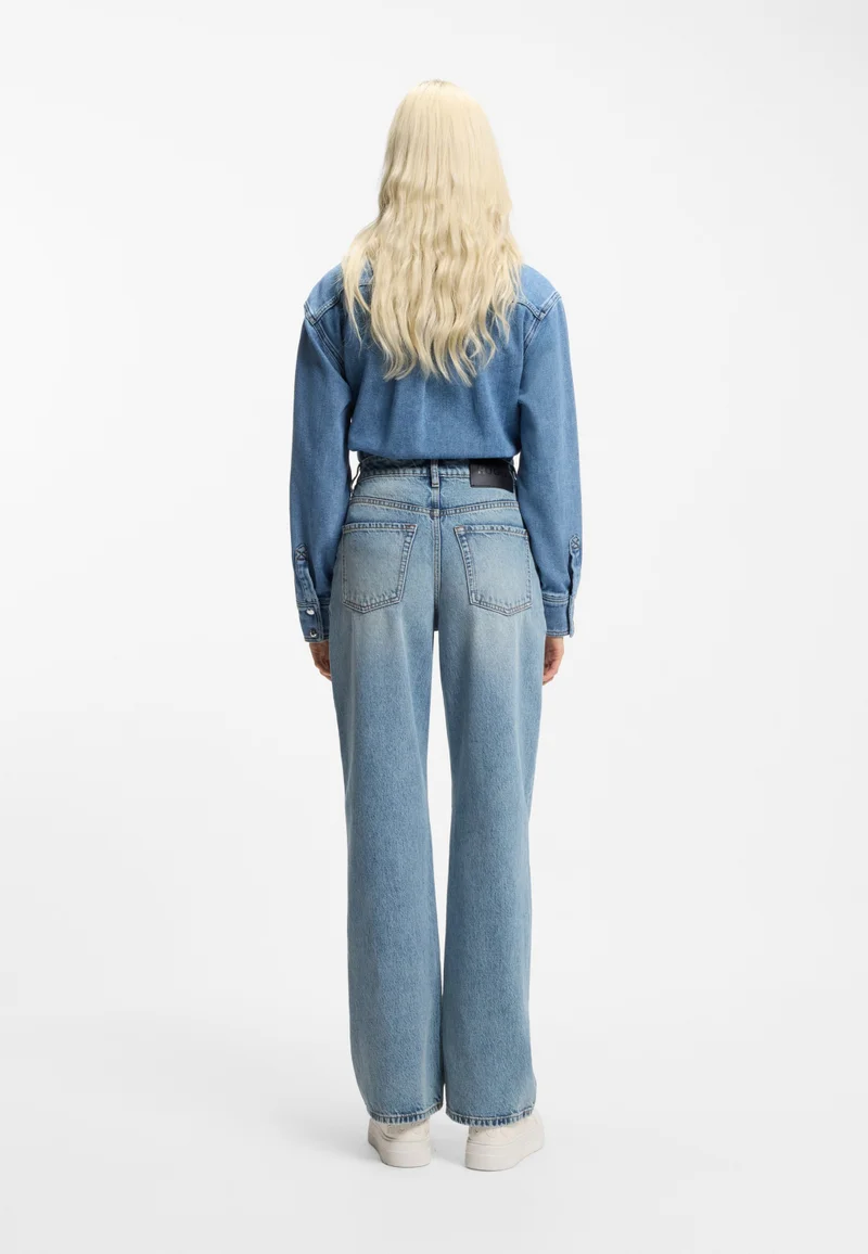 هوجو جينز واسع الساق من قماش الدنيم القطني الأزرق