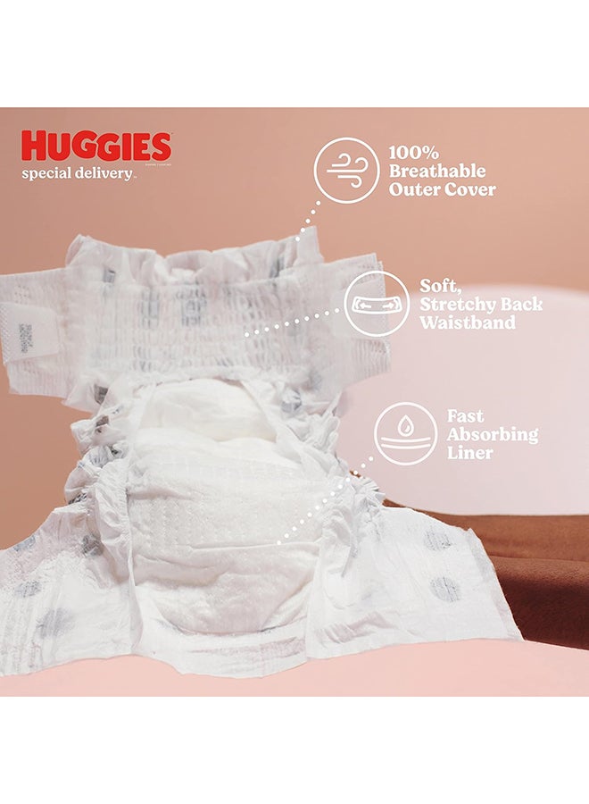 HUGGIES Special Delivery Hypoallergenic Baby Diapers Size 4 (22-37 Lbs), 140 Count  - Image 3