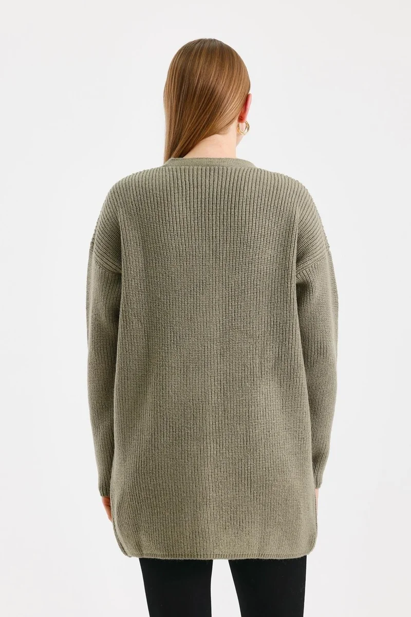 Odelon Women's Buttoned Oversize Pocket Long Khaki Knitted Cardigan