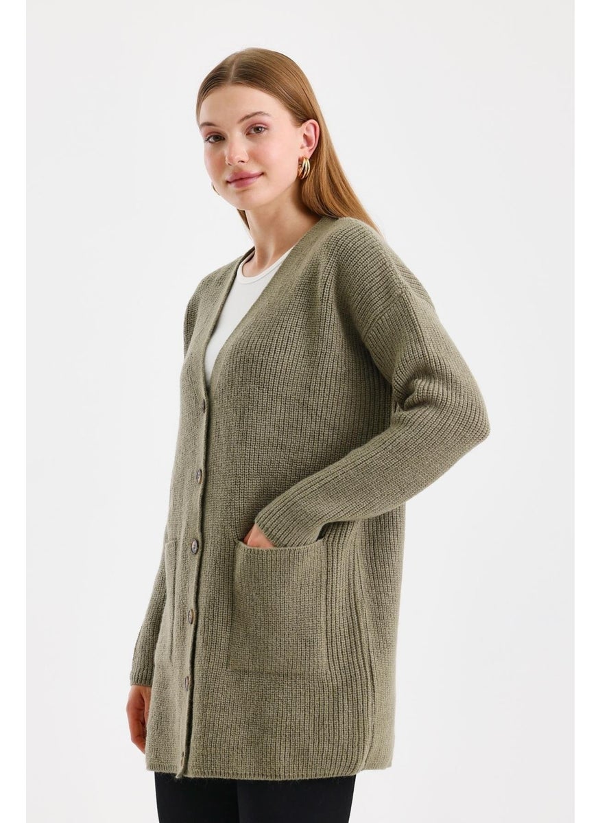 Women's Buttoned Oversize Pocket Long Khaki Knitted Cardigan - pzsku/ZC4D8003B83A554F67BAFZ/45/_/1734617487/f82aabf8-9114-47e2-b20b-28b5f2ce71c4