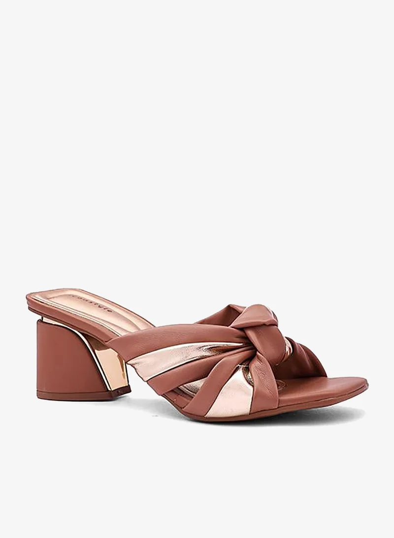 أيقون Women's Metallic Accent Heeled Slipper
