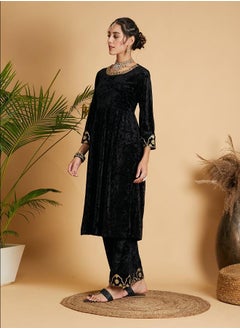 Women Black Velvet Embroidered Gathered Kurta - pzsku/ZC4E15E7BAAAE52B0C0A0Z/45/_/1707472853/80e7631c-07c1-4c08-83c5-a57475fff466