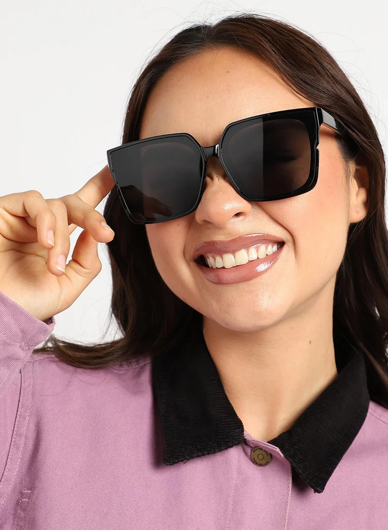 صوص هاوت Black Rectangular Sunglass