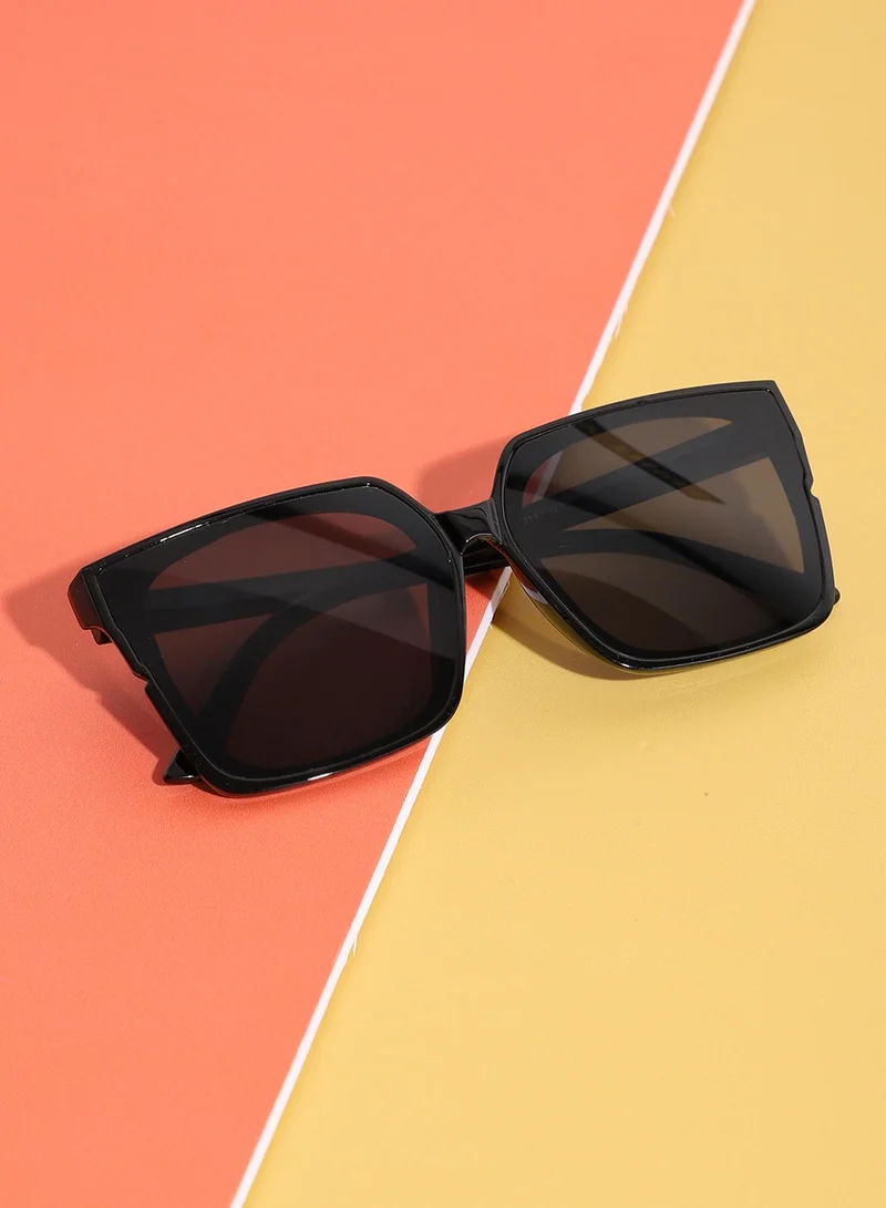 صوص هاوت Black Rectangular Sunglass
