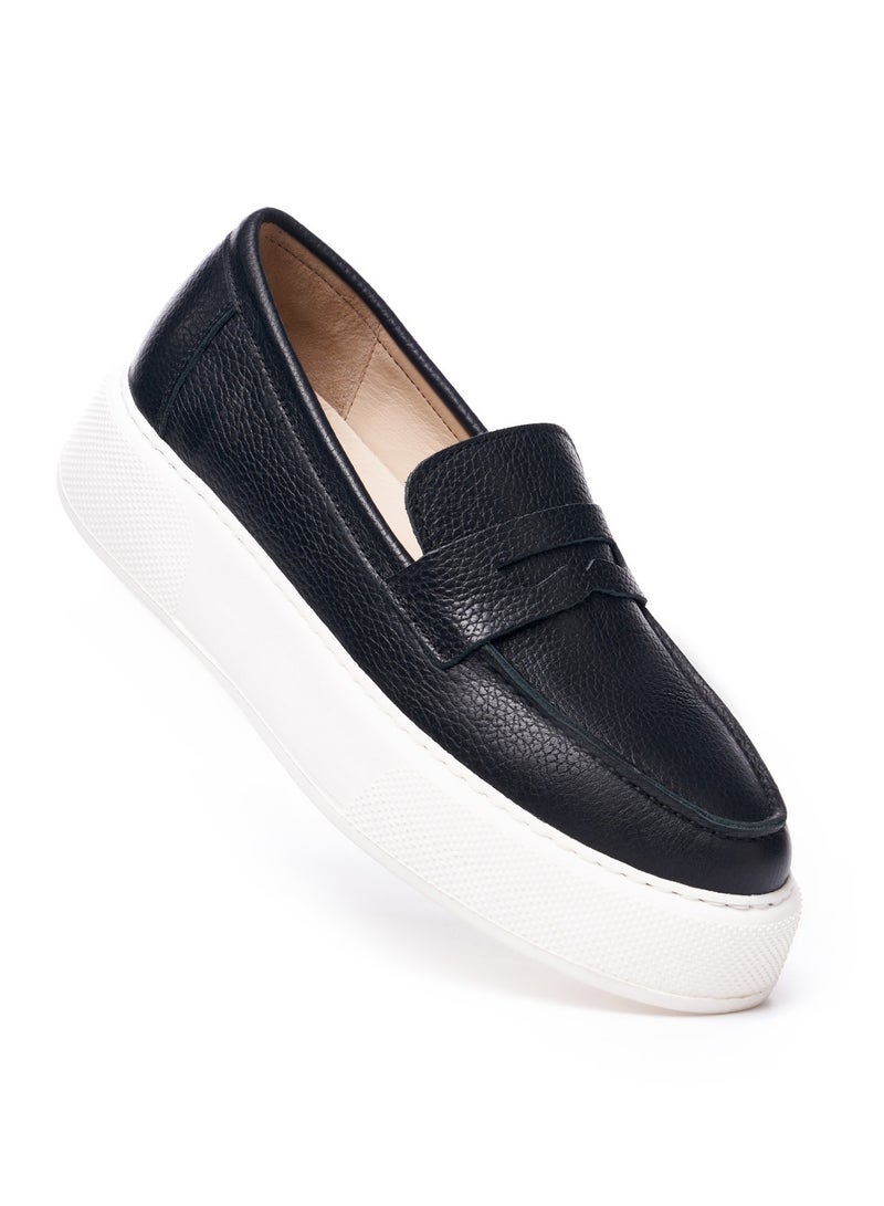 Martin Valen Men's Chunky Leather Loafers in Black and White - Image 4