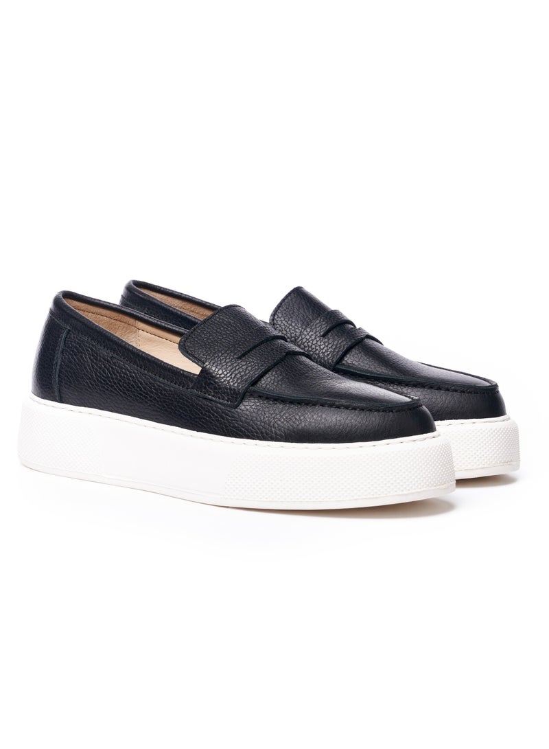 Martin Valen Men's Chunky Leather Loafers in Black and White - Image 5