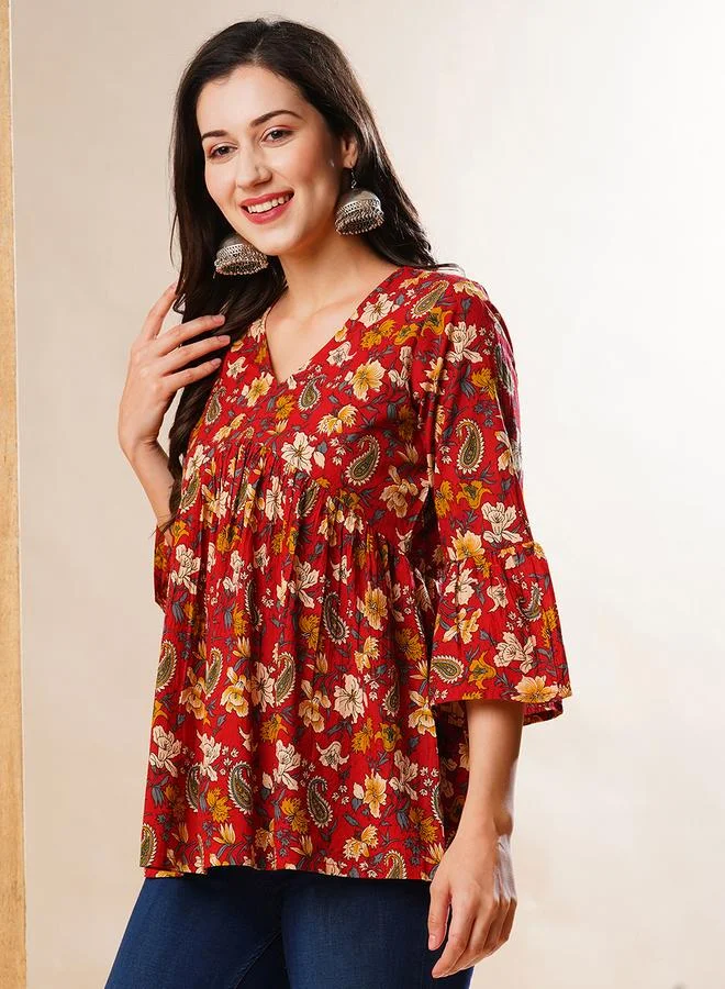 جلو باص تونيك بقصة علياء وحافة واسعة مع أكمام جرس