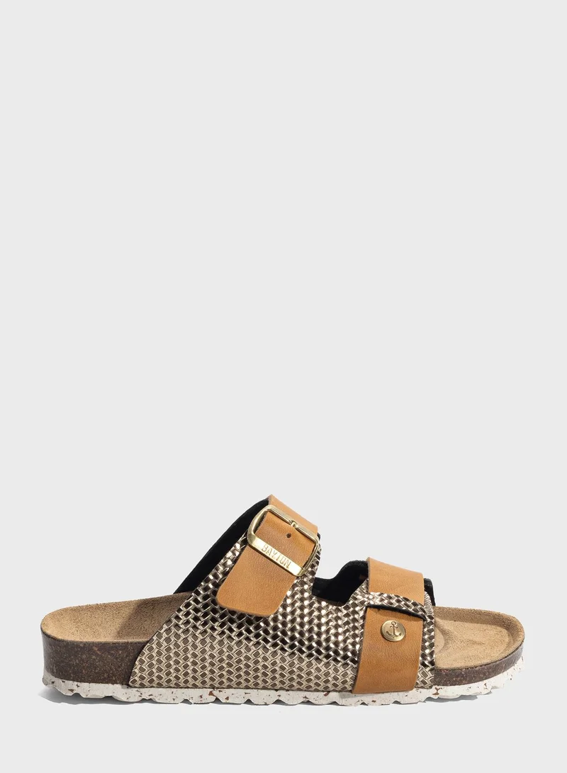 Narnia Flat Sandals