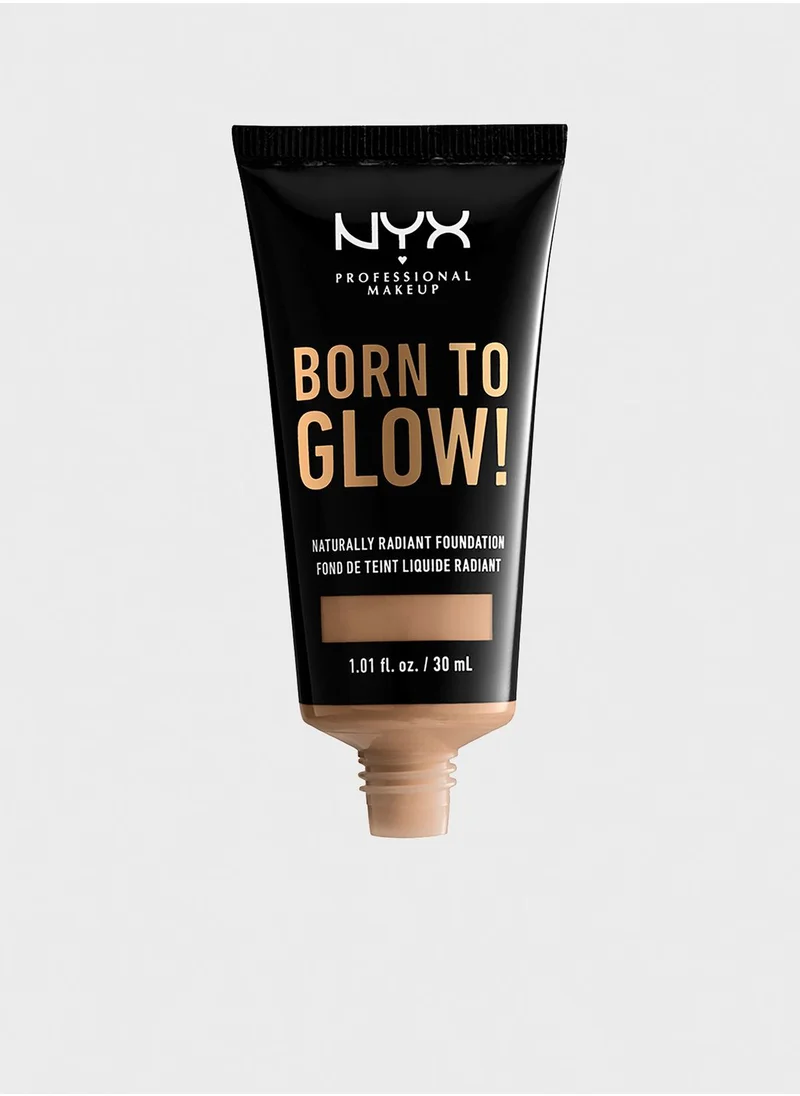 NYX PROFESSIONAL MAKEUP Born To Glow Radiant Foundation - Classic Tan