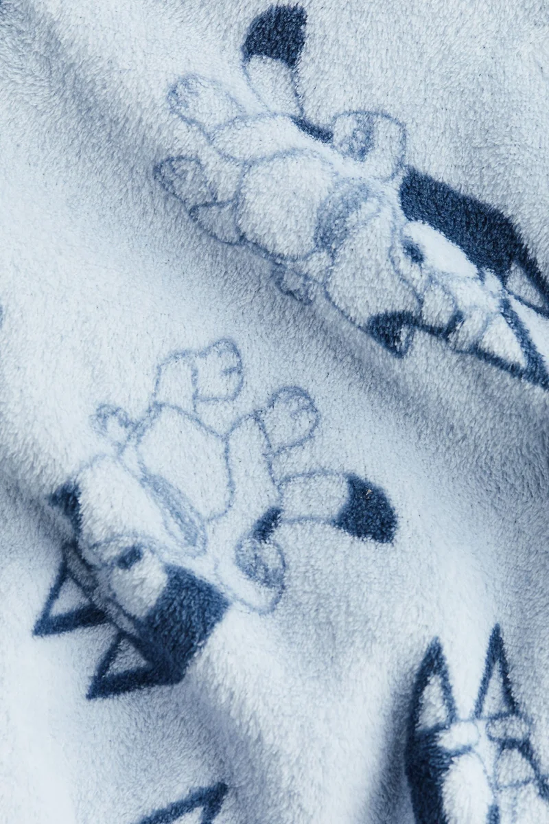 اتش اند ام روب من الصوف