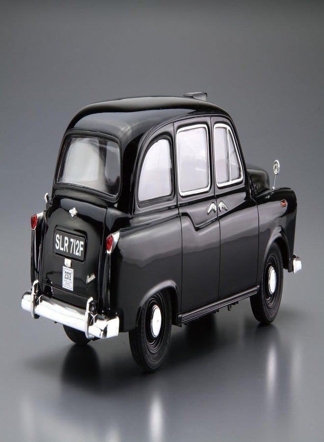 Aoshima 1968 Austin FX4 London Black Cab Taxi 1:24 Model Kit Kit 059678 - Image 3