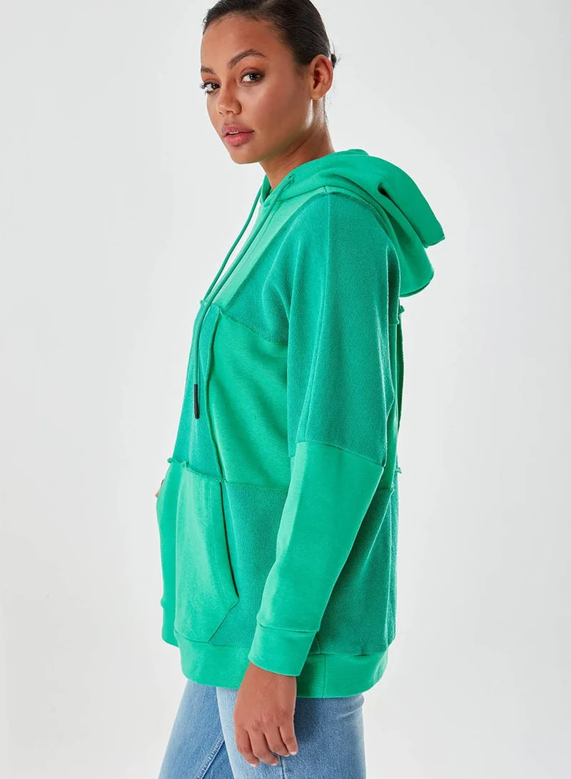 MIZALLE Pocket Detail Hoodie