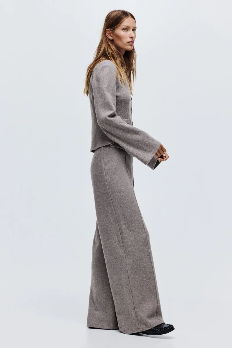 اتش اند ام بنطلون محبوك بملمس ناعم