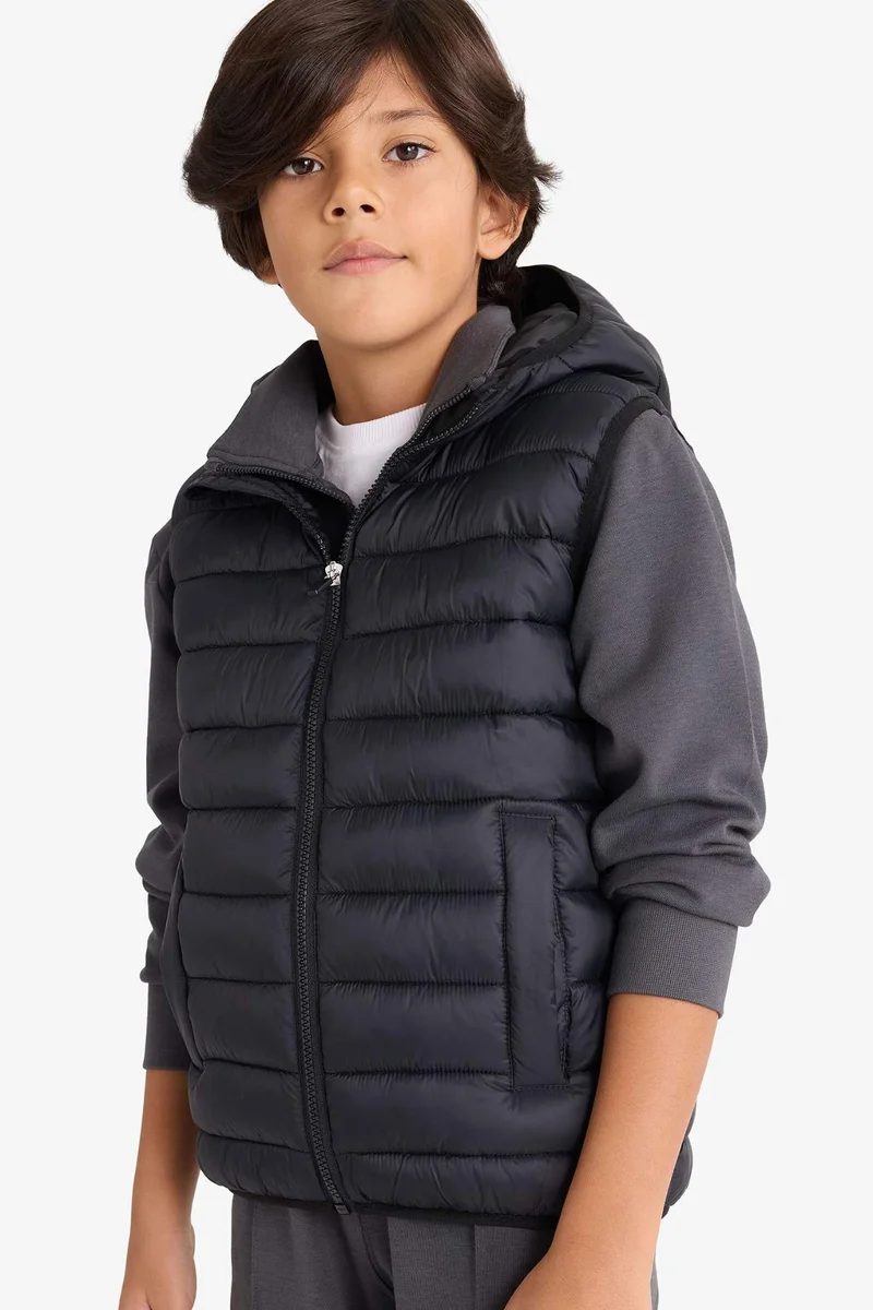 ديفاكتو Boy Hooded Water Repellent Vest