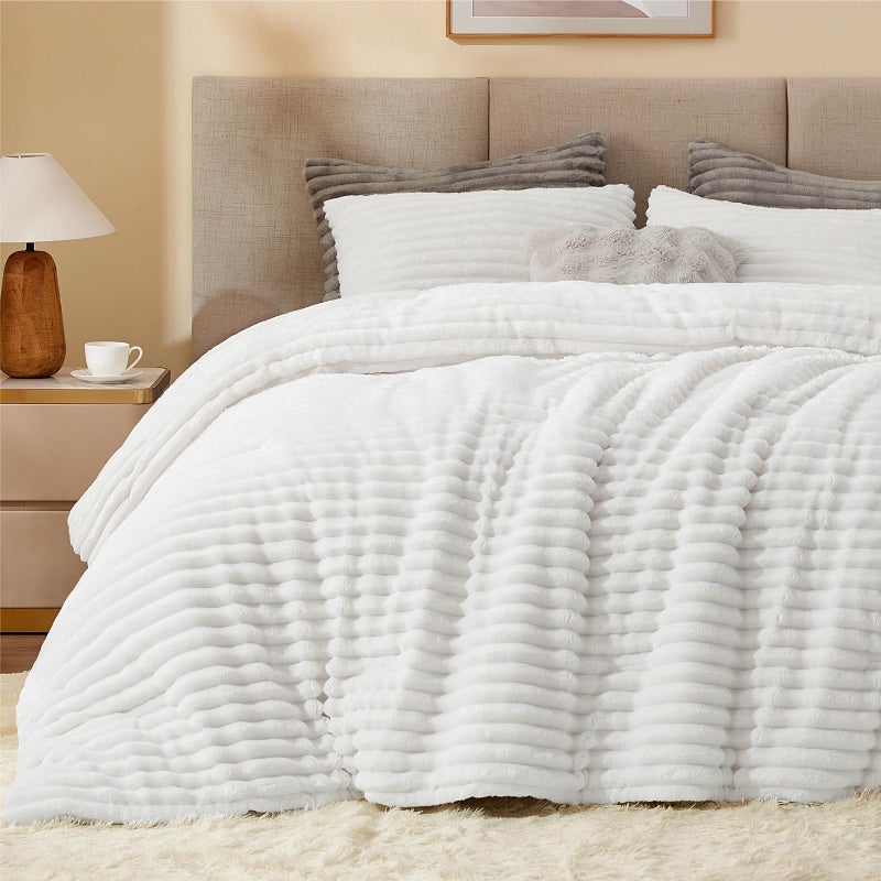 BEDELITE Fleece Full Comforter Set Super Soft  Warm Fluffy Bright White Bedding Luxury Fuzzy Heavy Bed Set for Winter with 2 Pillow Cases
