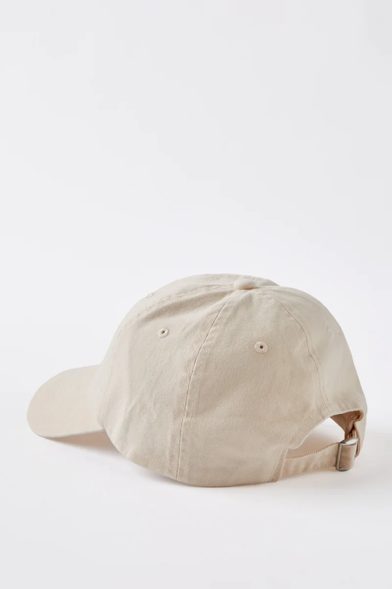 THE CLASSIC CAP