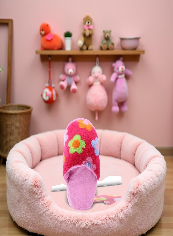 Zhuluck 1Pc Pink Cute Pet Puppy Dog Cat Slipper Shape Plush Chew Play Toy Flip-Flops Squeaky Toys Dog Squeak Toys Pet Supplies, Fun for Indoor Puppies and Senior Pups, Plush No Mess Chew and Play - Image 4