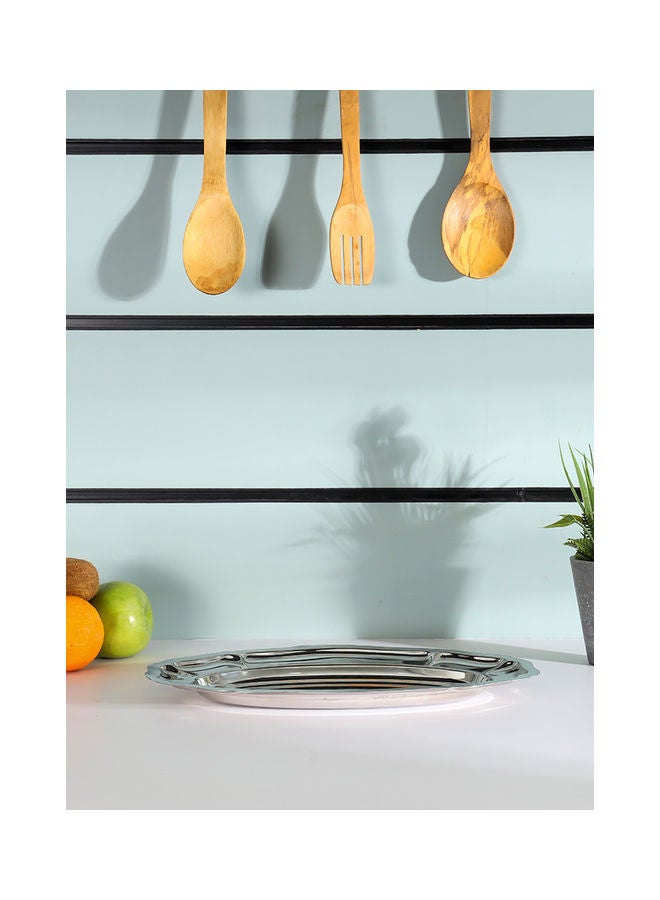 Royalford Premium-Quality Stainless Steel Light-Weight and Food-Grade Tray| Elegant Mirror-Finish Body and Durable Design| Perfect for Serving Food| Silver Silver 45cm - Image 3