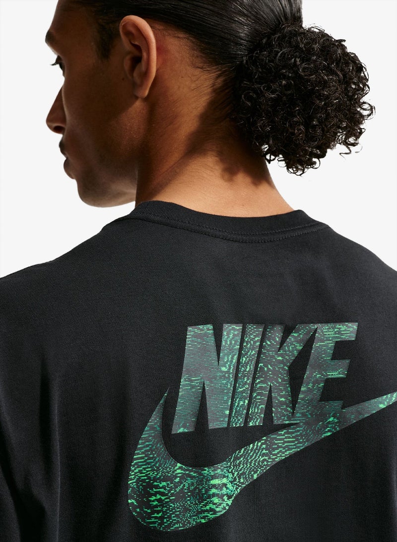 Nike Nsw Loose Celebrate Future T-Shirt - Image 4