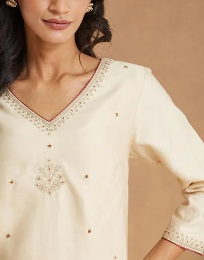 Fabindia Natural Viscose Silk Embroidered Pant & Kurta Set