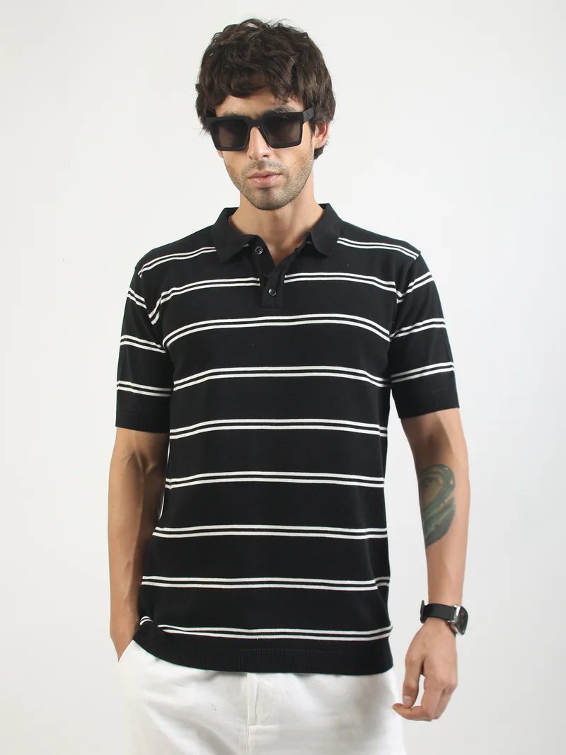 مانياك Maniac Mens Crocodile Printed Round Neck Half Sleeve Black and Green Cotton T-Shirt