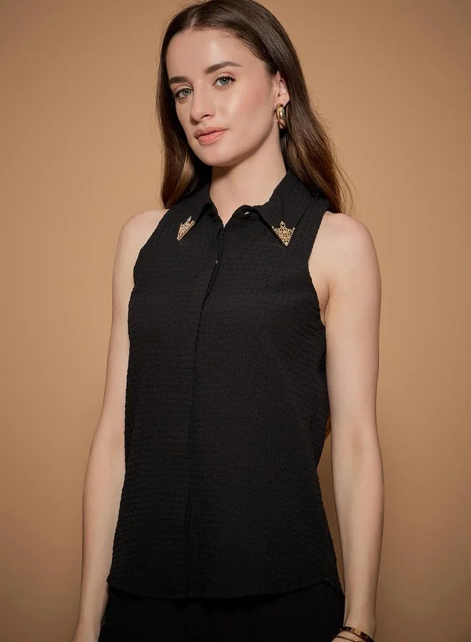 Kassually Kassually Embellished Collar Textured Shirt