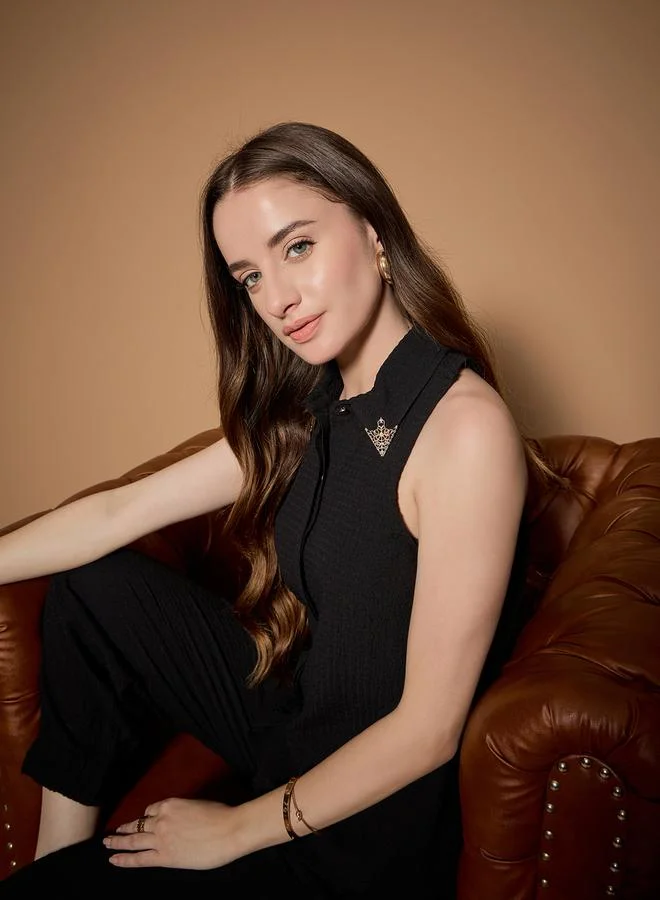 Kassually Kassually Embellished Collar Textured Shirt