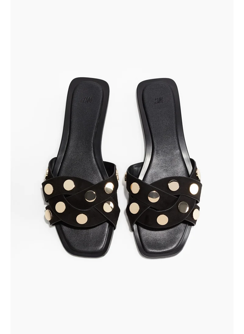 اتش اند ام Braided sandals
