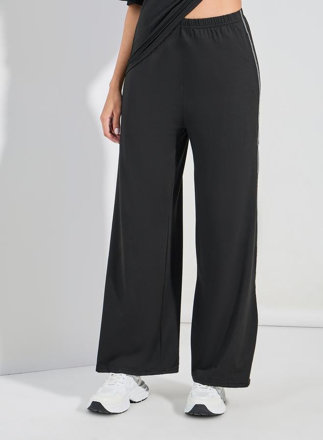 Styli Contrast Overlock Oversized T-Shirt & Wide Leg Joggers Co-Ords  - Image 5