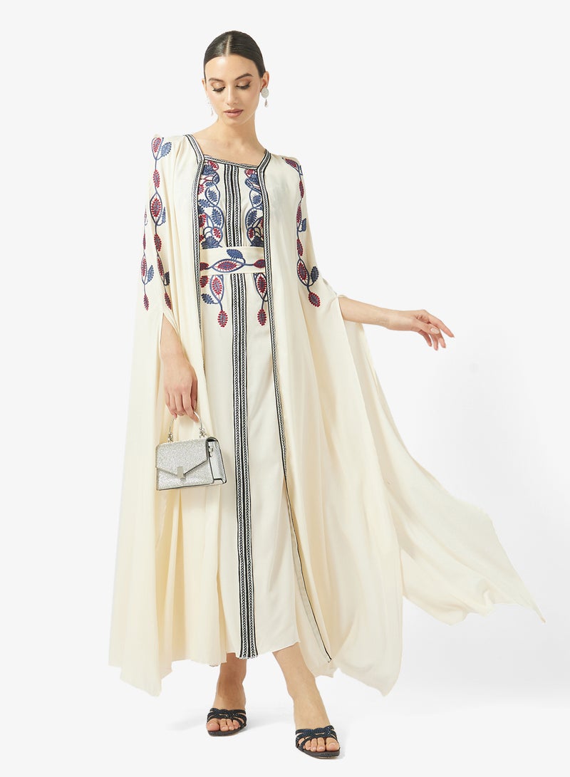 هيا كلوزيت فستان عاجي مطرز - Image 4