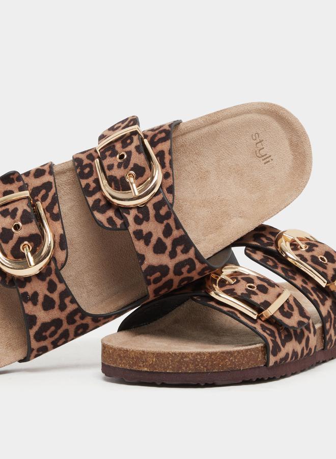 Styli Leopard Print Buckle Detail Flat Sandals  - Image 3