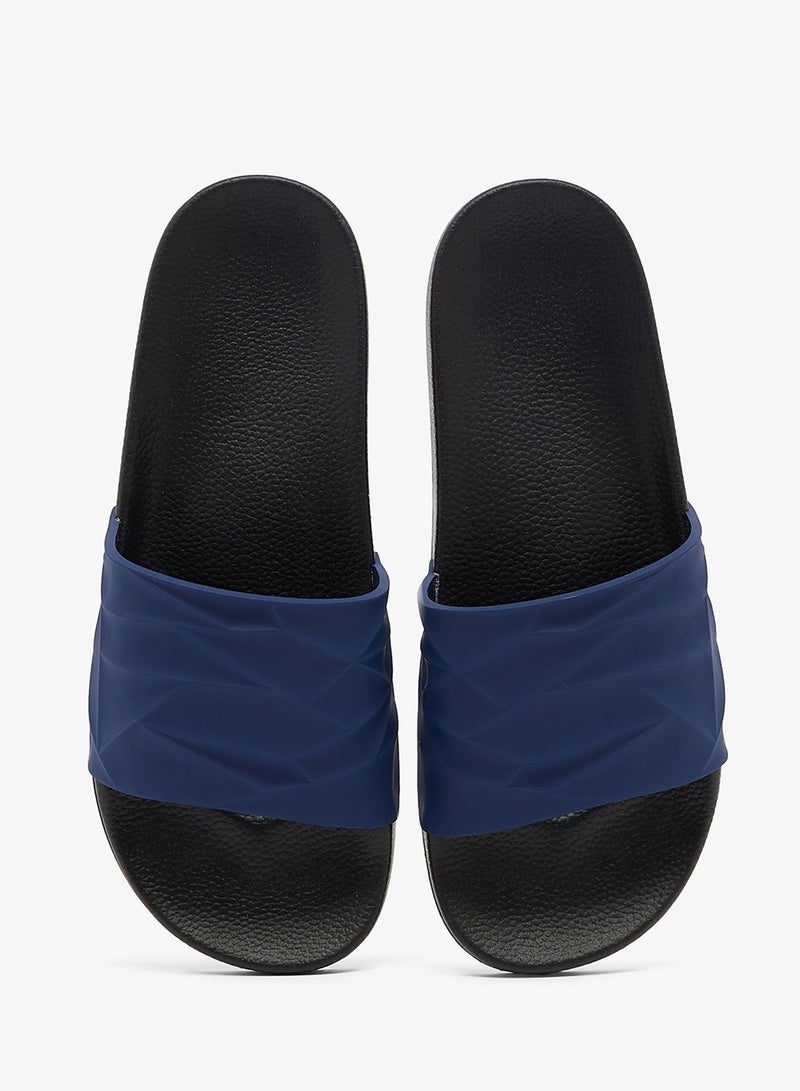 سفنتي فايف شباشب كاجوال بتفاصيل نسيجية - Image 4