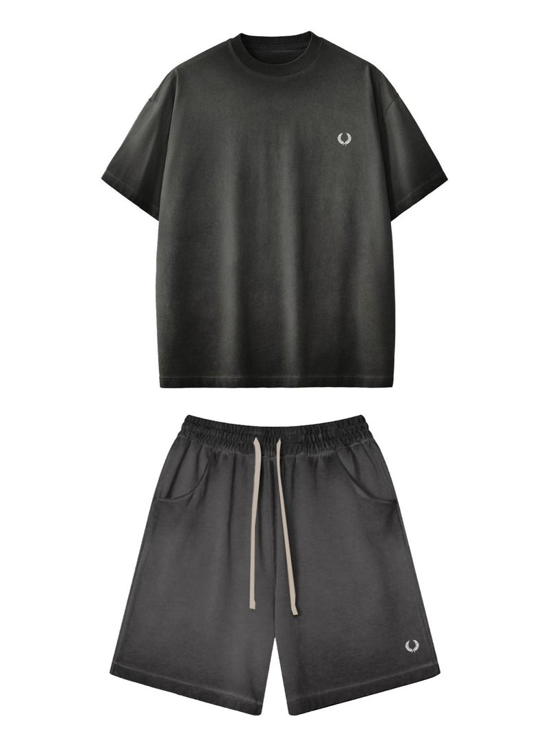 FRED PERRY three-dimensional LOGO for men and women is vintage washed to make an old casual suit, with loose short-sleeved T-shirts and casual shorts. - Image 4